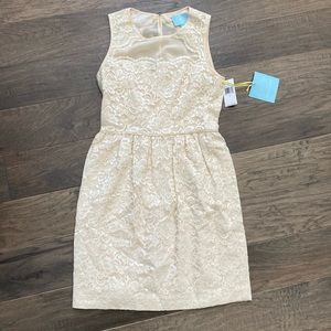 NWT Ivory Lace Dress by CeCe Size 2